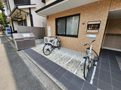 ベレーザ鴨川五条の駐車場|駐輪場