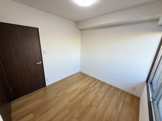 【洋室】 | ライフコート相模原 | 洋室 約4帖