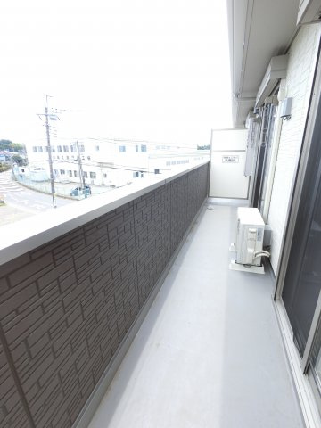 【バルコニー】