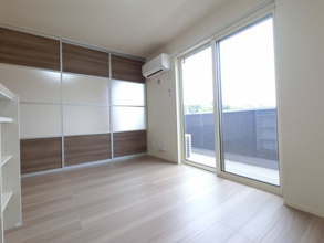 【居間・リビング】