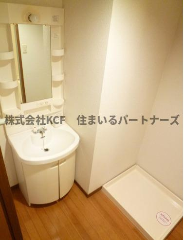 STシャトーの洗面所|スペースが確保できる洗面所です