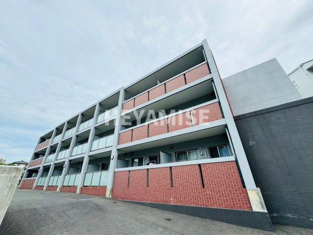 デ・クメール　リバーⅡの外観