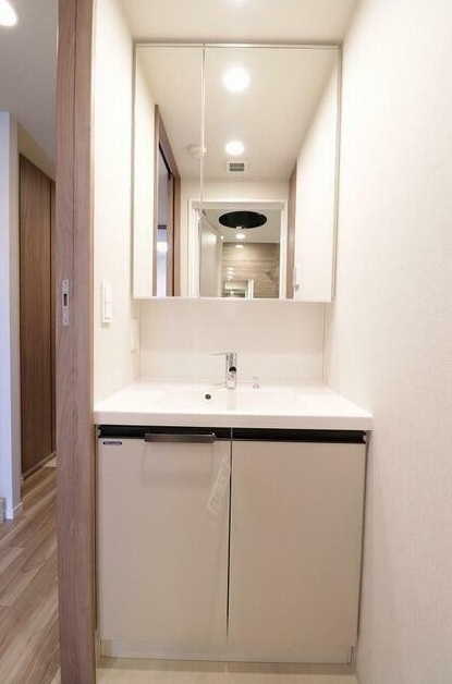 【独立洗面台】