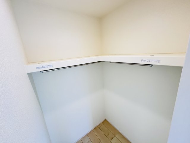 松戸市馬橋新築戸建【馬橋小学校：7分】の収納|7帖寝室・ウォークインクローゼット