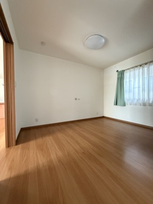 【洋室】 | 雄琴1-17-20貸家