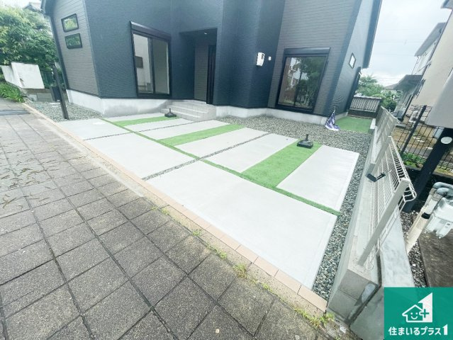 29日(土)30日(日)現地ご見学可能！川西市清和台西　第2期　新築一戸建ての駐車場|駐車スペース！散水栓があるので、こまめに愛車を洗えます！