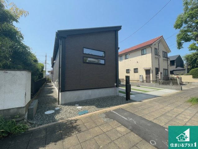 29日(土)30日(日)現地ご見学可能！川西市清和台西　第2期　新築一戸建ての外観|安心の10年保証！外観を美しく保ち、雨水で汚れを落とします！気になることがありましたら、お気軽にお問い合わせください！