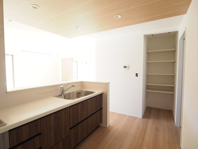 【キッチン】 | ＧＲＡＦＡＲＥ　笹木野字南中谷地　１号棟 | ★内覧予約で新米4kg★