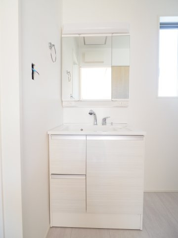 【独立洗面台】 | ＧＲＡＦＡＲＥ　笹木野字南中谷地　１号棟 | ★内覧予約で新米4kg★