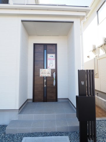 【玄関】 | ＧＲＡＦＡＲＥ　笹木野字南中谷地　１号棟 | ★内覧予約で新米4kg★