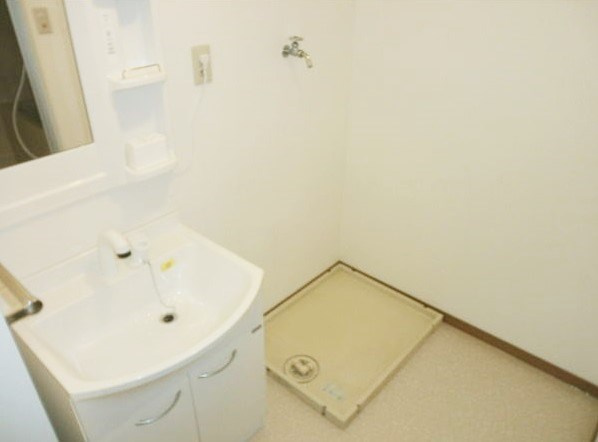 ピュア五反田の洗面所