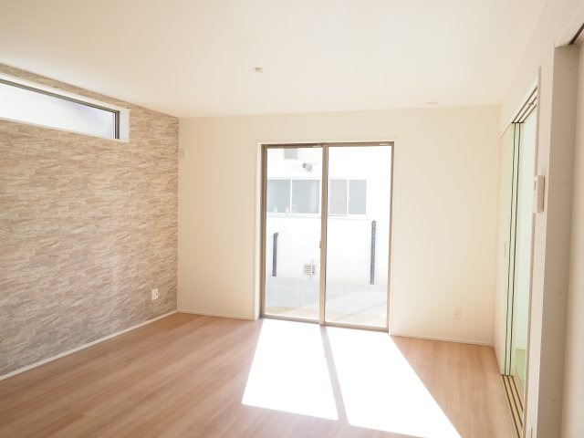 【居間・リビング】 | ＧＲＡＦＡＲＥ　笹木野字南中谷地　２号棟 | ★内覧予約で新米4kg★