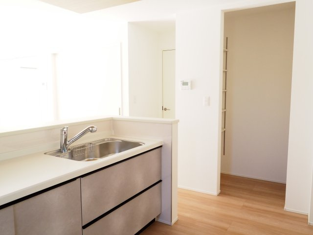 【キッチン】 | ＧＲＡＦＡＲＥ　笹木野字南中谷地　２号棟 | ★内覧予約で新米4kg★