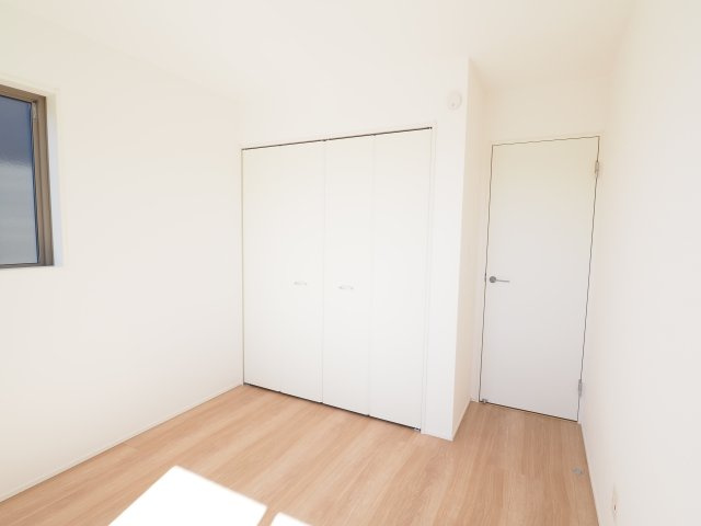 【洋室】 | ＧＲＡＦＡＲＥ　笹木野字南中谷地　２号棟 | ★内覧予約で新米4kg★