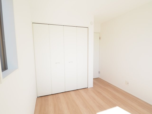 【洋室】 | ＧＲＡＦＡＲＥ　笹木野字南中谷地　２号棟 | ★内覧予約で新米4kg★