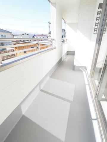 【バルコニー】 | ＧＲＡＦＡＲＥ　笹木野字南中谷地　２号棟 | ★内覧予約で新米4kg★