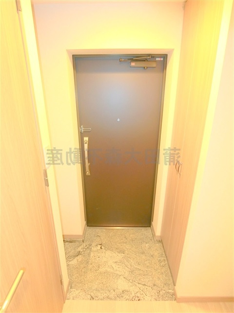 ルーブル大森西の玄関