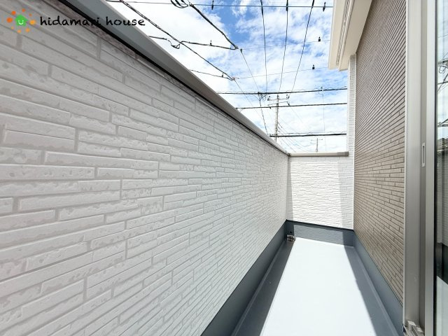 上尾市本町1期　新築戸建　Terrechez01のバルコニー