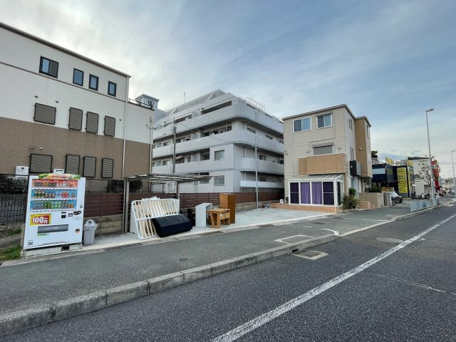 西舞子１丁目店舗付戸建の外観