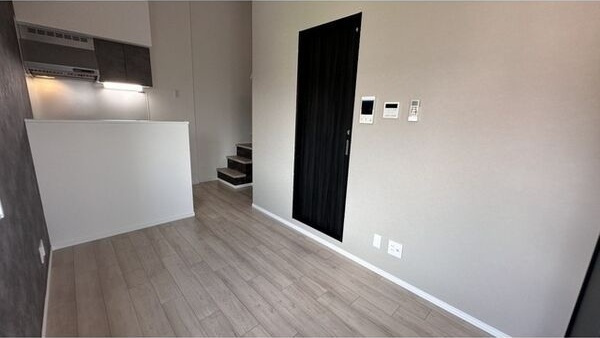 Velo JIYUGAOKA(ヴェロジユウガオカ)の居間・リビング