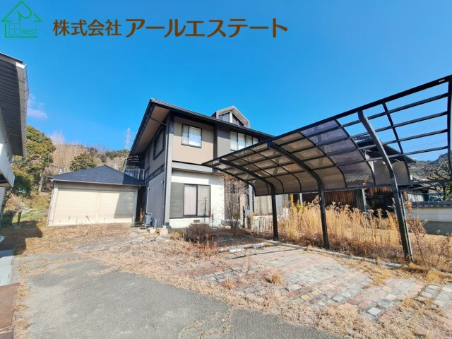 姫路市奥山　中古戸建の前面道路含む現地写真