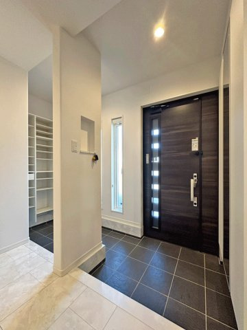 仙台市太白区四郎丸昭和中の玄関