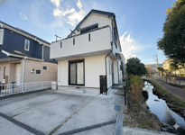 《平成28年築×金沢文庫駅平坦アクセス》釜利谷東7丁目中古戸建の画像