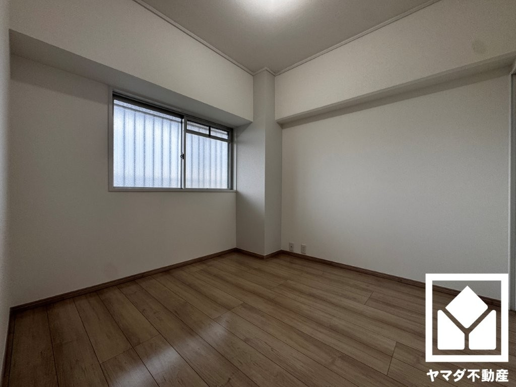 向島ニュータウン第３街区Ｇ棟の洋室