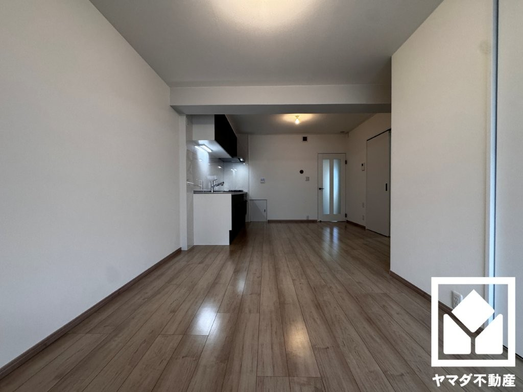 向島ニュータウン第３街区Ｇ棟の居間・リビング