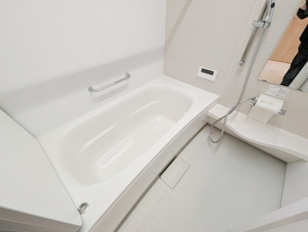 クレール与野の浴室