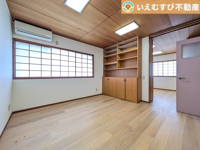 熊谷市末広3丁目　中古戸建の洋室