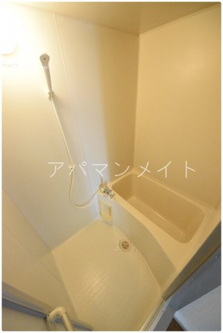 【浴室】 | グランドールイズミⅢ | 落ち着いた空間のお風呂です