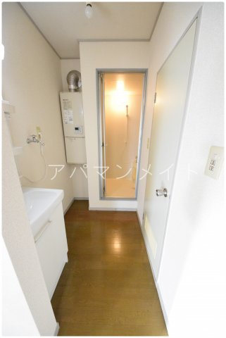 【設備】 | グランドールイズミⅢ | 室内洗濯機置場になります！