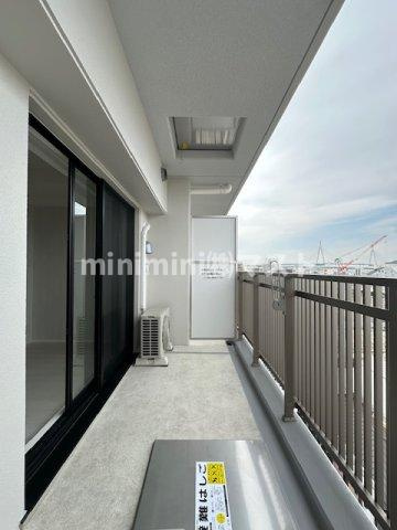 スプランディッド弁天町WESTのバルコニー