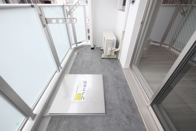 セレニテ難波ミラク壱番館のバルコニー