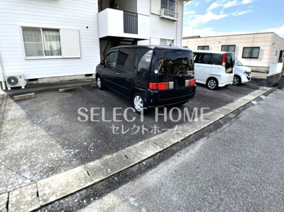 【駐車場】 | メゾンしばた | カースペースがあります
