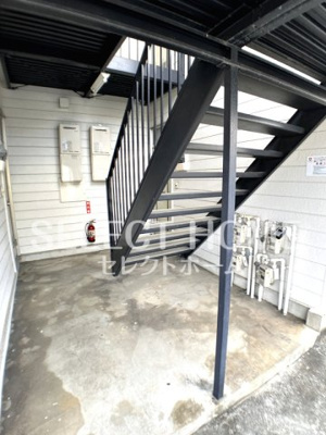 【エントランス】 | メゾンしばた | 建物の内部です