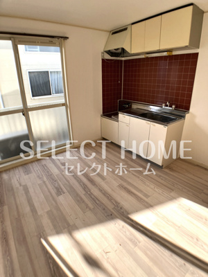 【居間・リビング】 | メゾンしばた | ゆったり過ごせるリビングです