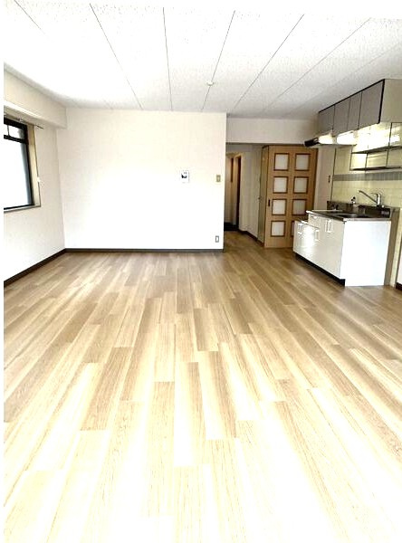 ファミールＴ・Ｊの居間・リビング