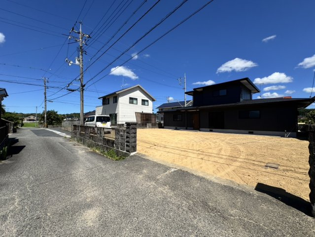 山川の前面道路含む現地写真