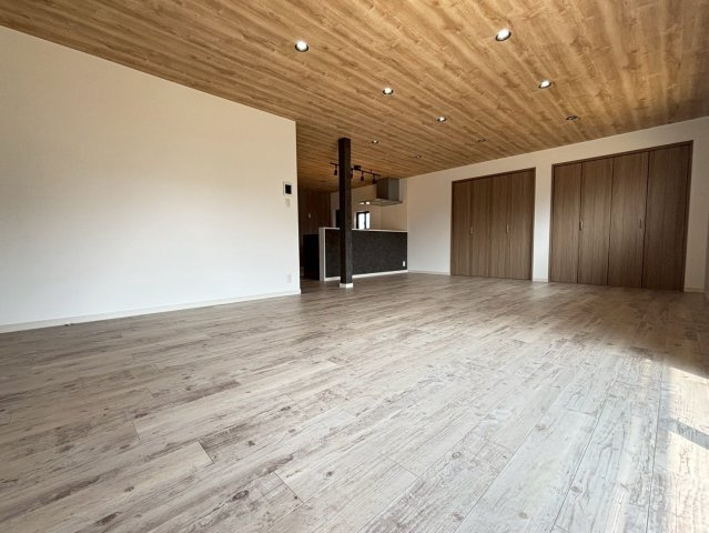 山川の居間・リビング