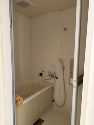 【浴室】 | ロイヤル八尾 | 日々の疲れを癒すお風呂付です