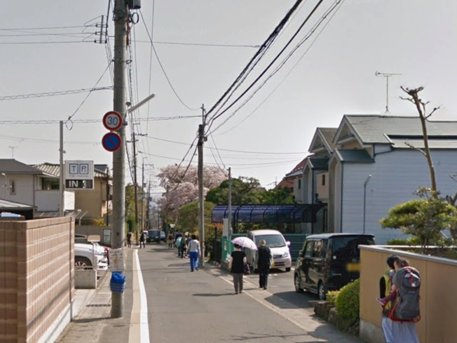 【前面道路含む現地写真】 | 山科区安朱馬場ノ西町　中古戸建