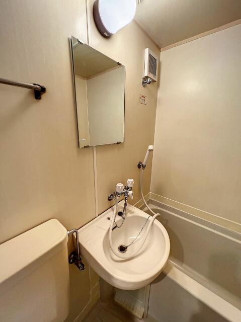 T'sフラット柴又の洗面所