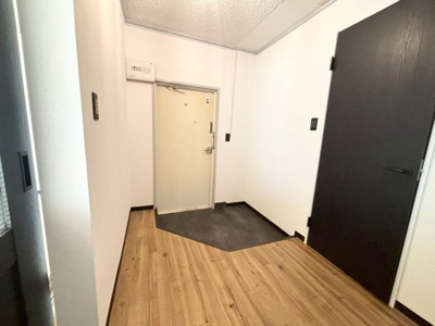 【玄関】 | メゾン高槻2号棟