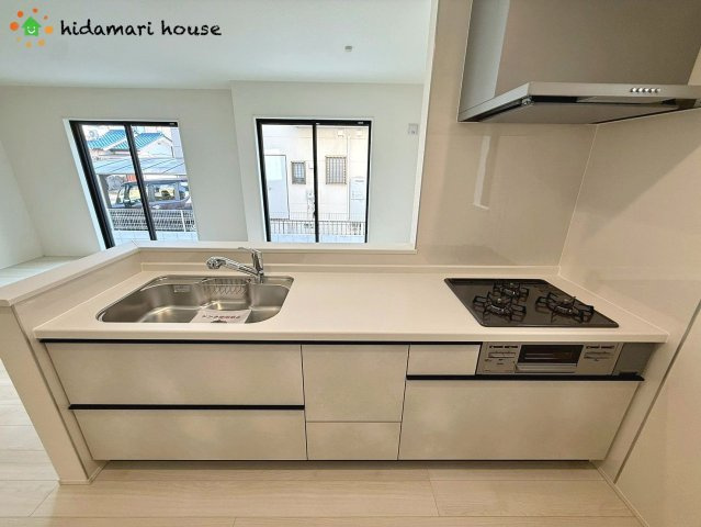 北本市本宿7丁目　第1期　リナージュ01のキッチン