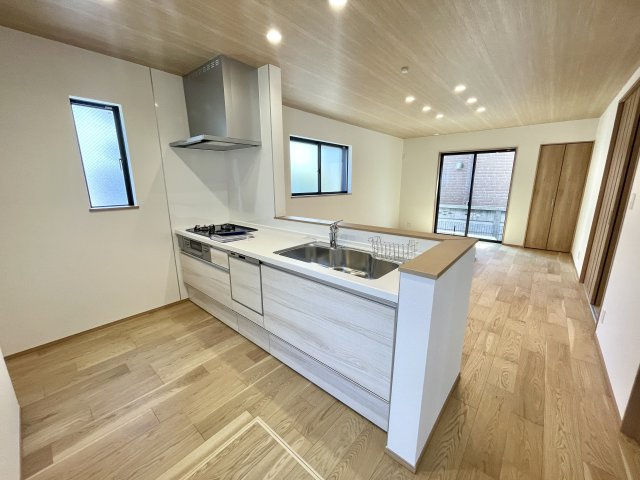 練馬区田柄4丁目　長期優良住宅×ZEH水準　省エネ邸宅　限定2棟