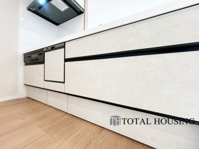 【キッチン】 | ファミール豊平公園ステーションガーデン | キッチンワークしながら大切な家族との会話を楽しむ。家族のコミュニケーションが生まれるキッチンです♪