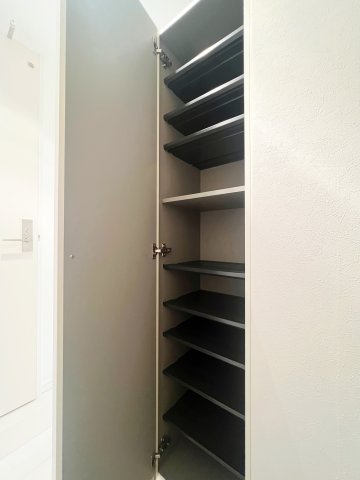 シティライフ星ヶ丘の玄関