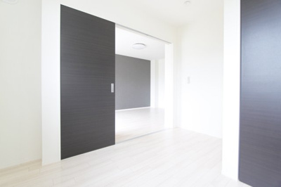 【洋室】 | porte bonheur ふたかみ | 明るい洋室です